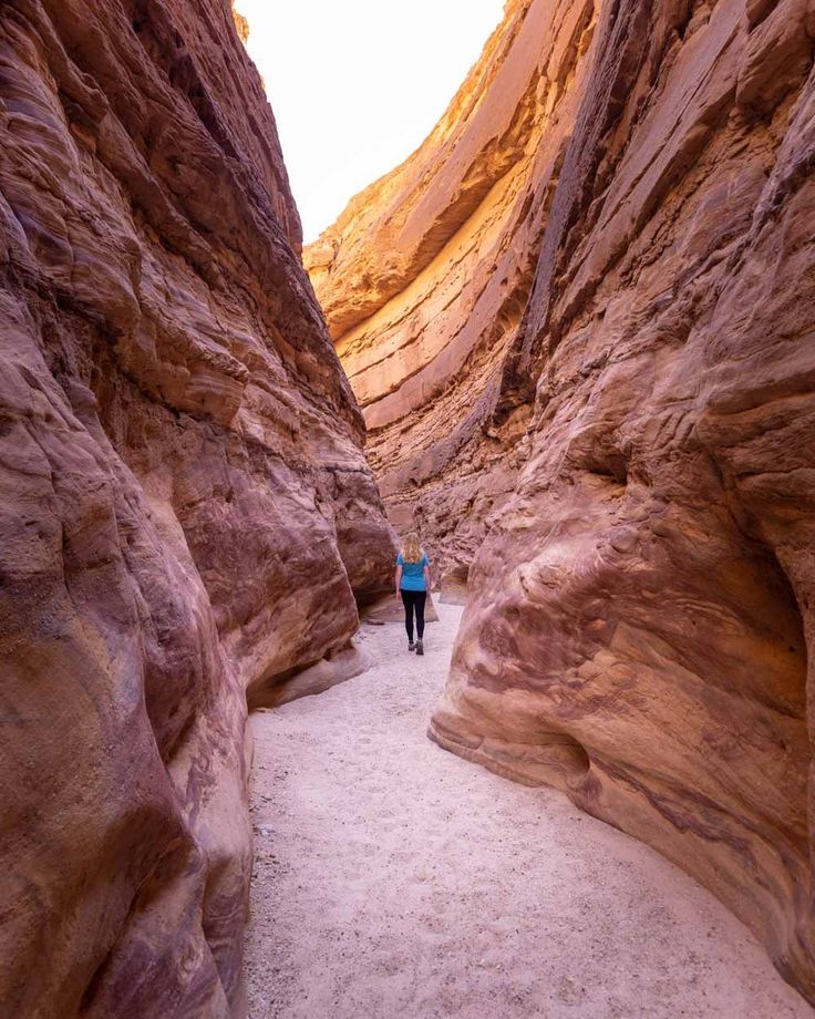 Sharm El-Sheikh: Dahab Adventure, Colored Canyon & Three Pools Snorkeling
